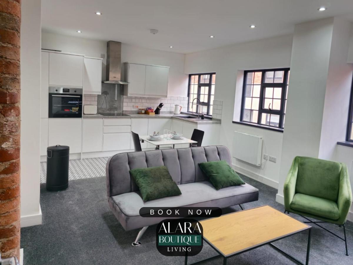 3 Floor Townhouse Luxury Living Alara Boutique Apartment เบอร์มิงแฮม ภายนอก รูปภาพ